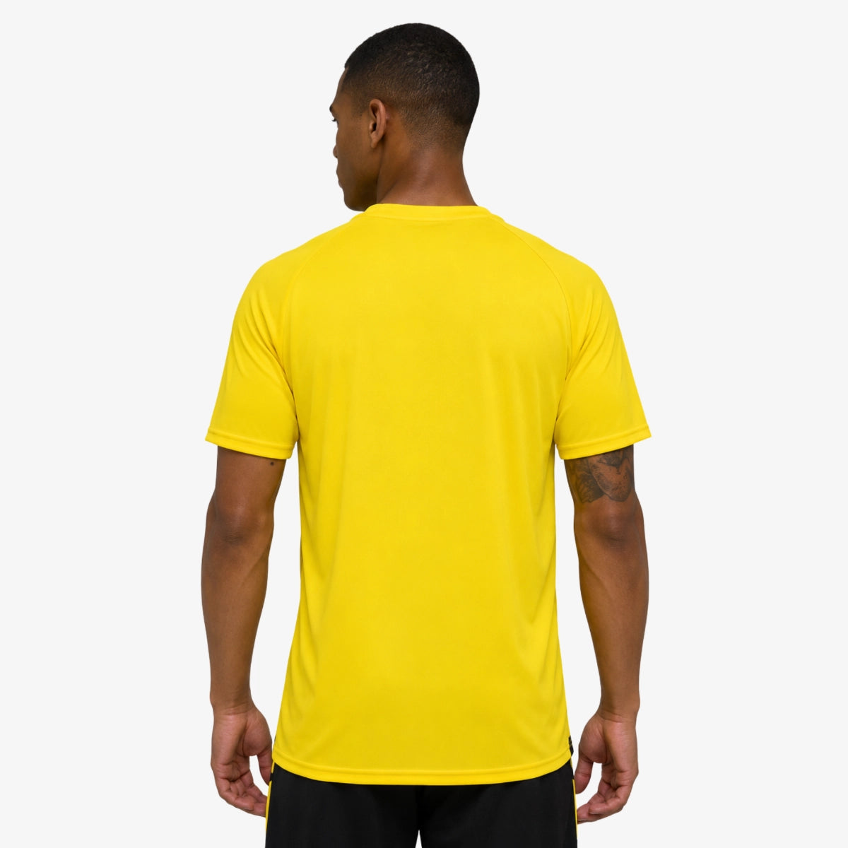 Camiseta_Masculina_Puma_Borussia_Dortmund_Pré-Jogo_Amarela