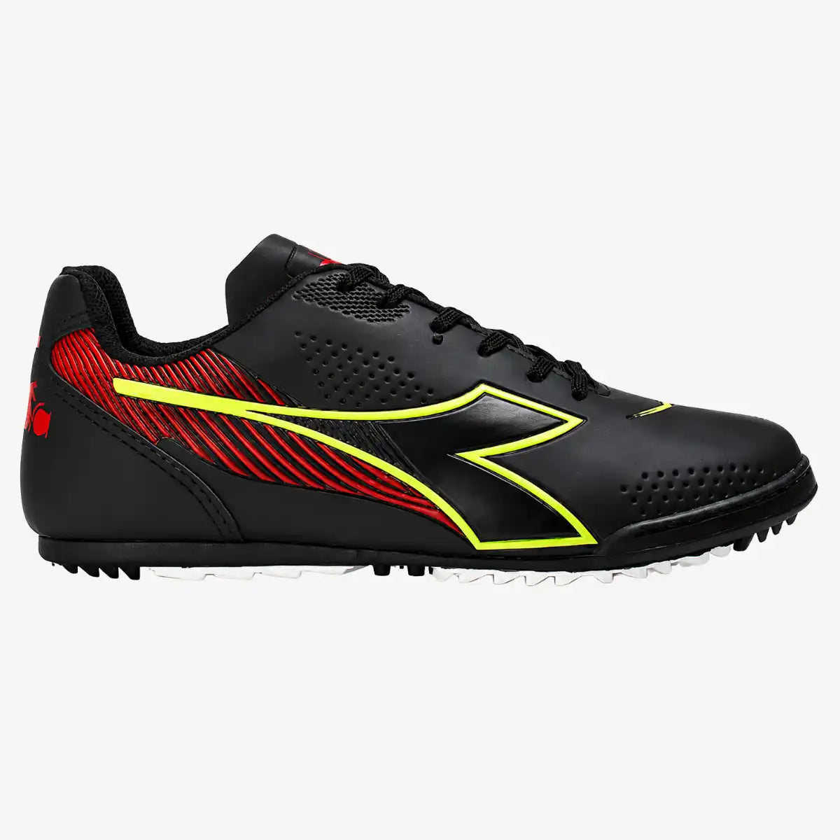 Chuteira_Society_Mondiale_Diadora_Preto
