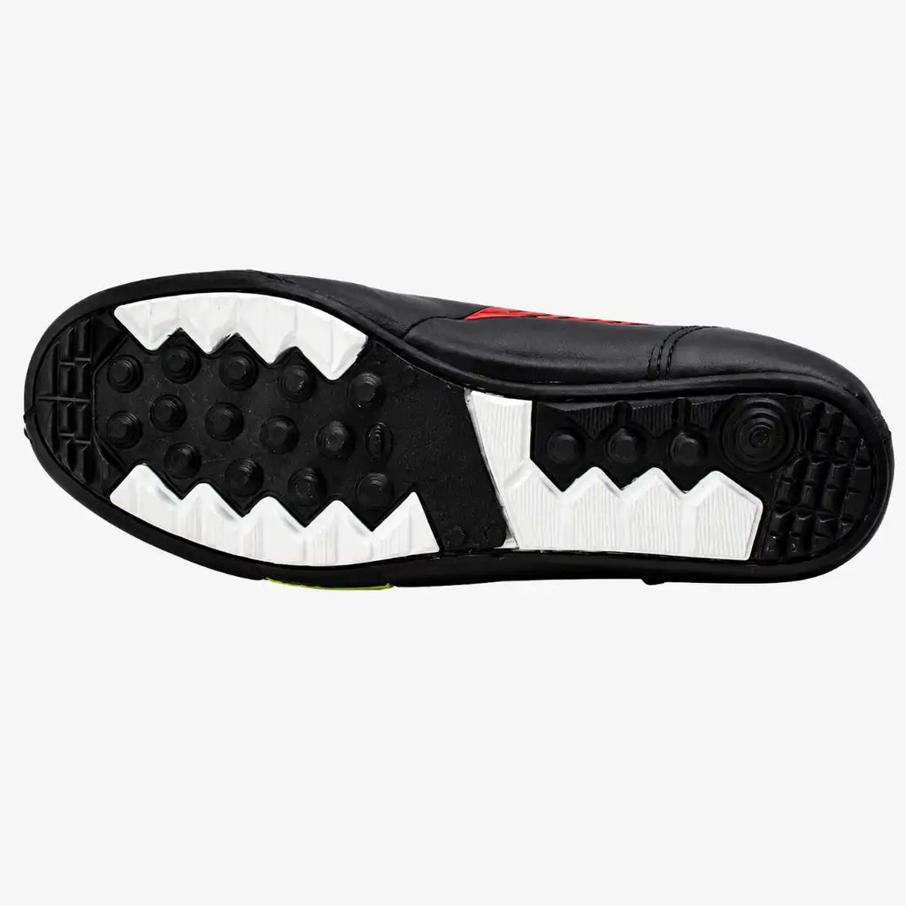 Chuteira_Society_Mondiale_Diadora_Preto