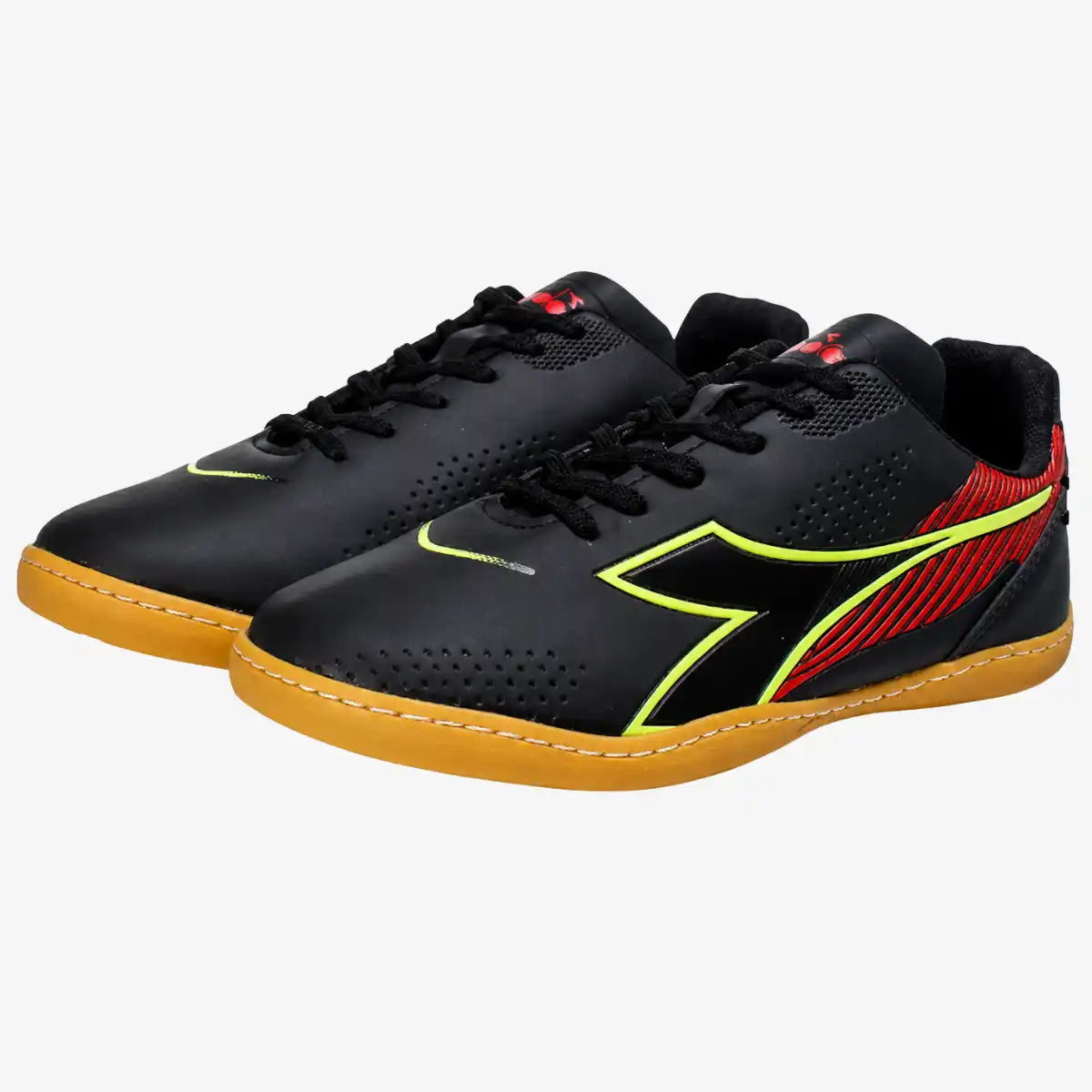 Chuteira_Futsal_Mondiale_Diadora_Preta