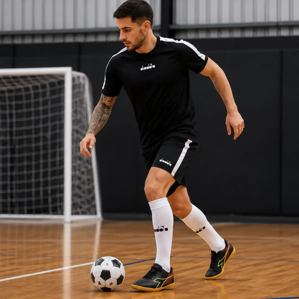 Chuteira_Futsal_Mondiale_Diadora_Preta