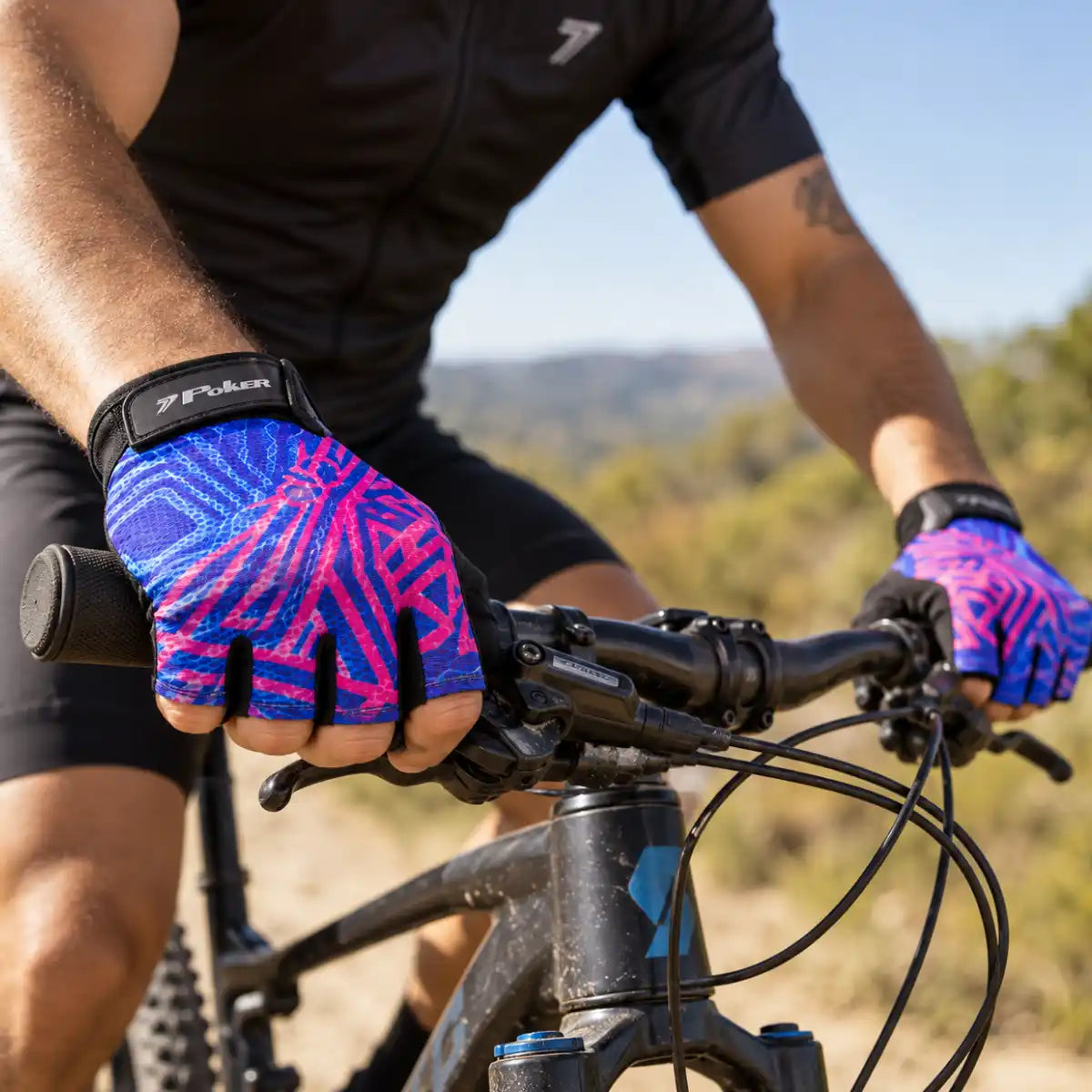 Luva_Bike_Poker_Antishock_Swift_Dedo_Curto_Rosa