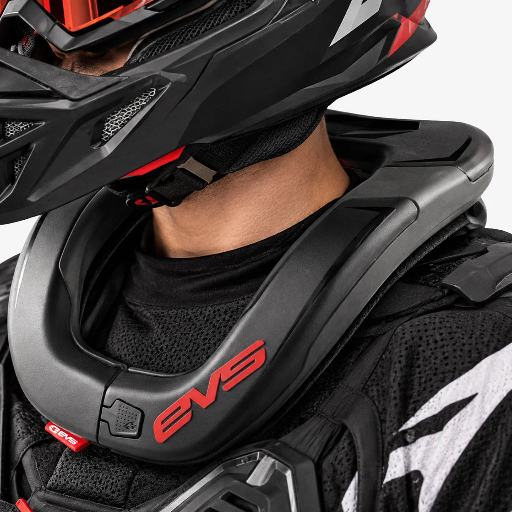 Protetor_De_Pescoço_Evs_Para_Motocross_R4_Preto