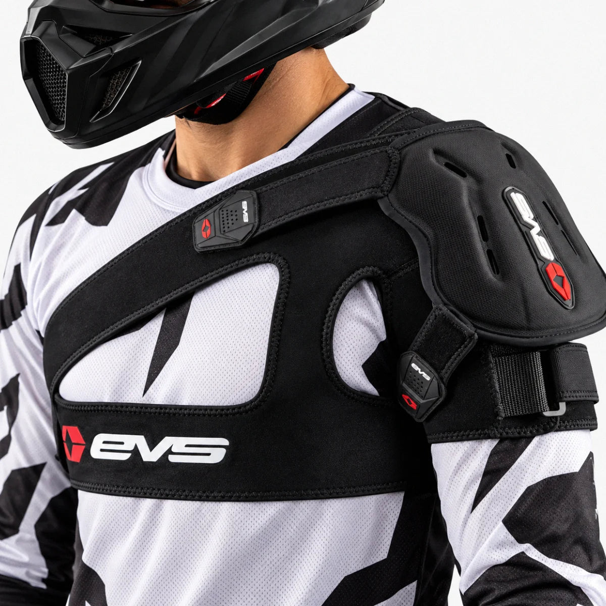Protetor_De_Ombro_Evs_Para_Motocross_SB04_Brace_Impact_Preto